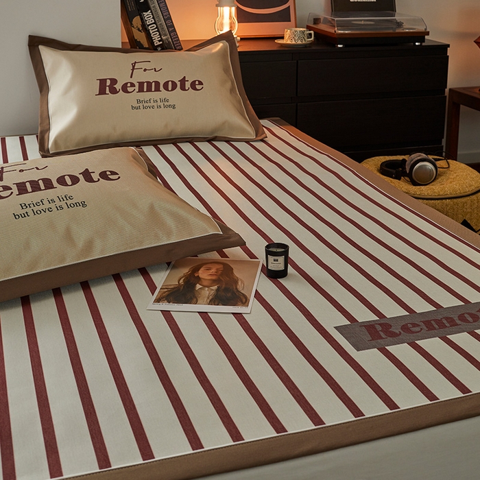 91家纺网 家纺一手货源 找家纺 圆岛家纺 2023夏季A类复古条纹系列高档900D数码印花冰丝凉席 枣泥可可