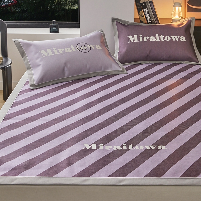 91家纺网 家纺一手货源 找家纺 圆岛家纺 2023夏季A类复古条纹系列高档900D数码印花冰丝凉席 黑加仑紫