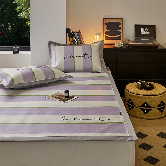 91家纺网 家纺一手货源 找家纺 圆岛家纺 2023夏季A类复古条纹系列高档900D数码印花冰丝凉席 香芋奶提