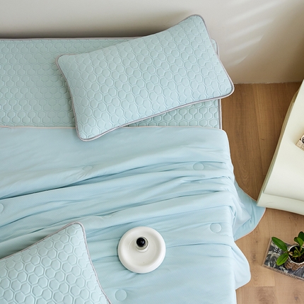 91家纺网 家纺一手货源 找家纺 塔塔家居 2025新款冷感冰激凌瓜瓜被（送高级礼袋) 瓜瓜海盐蓝