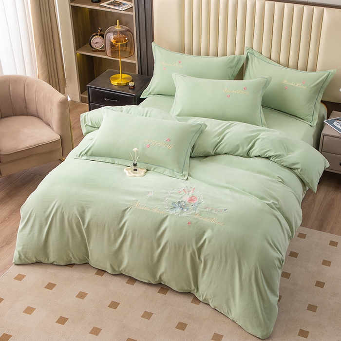 91家纺网 家纺一手货源 找家纺 优姿家纺 2024新款锦棉绣花四件套吊边床单一字绣枕套套件-锦绣花园 锦绣花园-翠绿