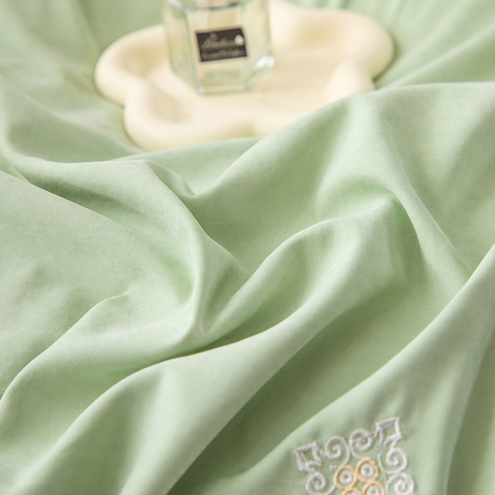 91家纺网 家纺一手货源 找家纺 优姿家纺 2024新款锦棉绣花四件套吊边床单一字绣枕套套件-锦绣花园 锦绣花园-翠绿