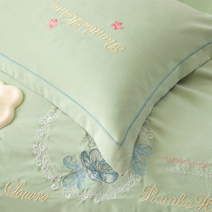 91家纺网 家纺一手货源 找家纺 优姿家纺 2024新款锦棉绣花四件套吊边床单一字绣枕套套件-锦绣花园 锦绣花园-翠绿