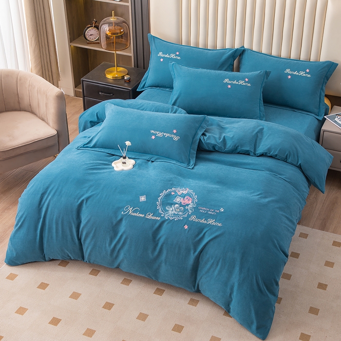 91家纺网 家纺一手货源 找家纺 优姿家纺 2024新款锦棉绣花四件套吊边床单一字绣枕套套件-锦绣花园 锦绣花园-绿