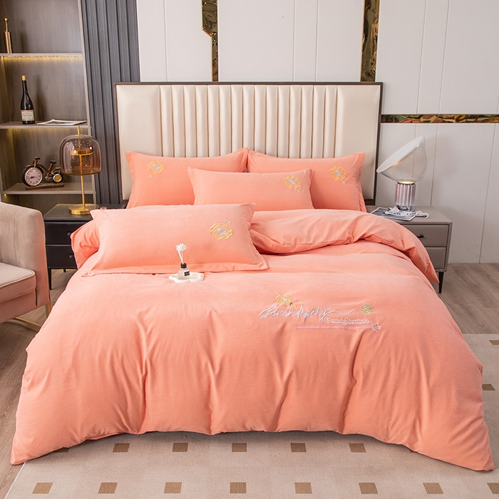 91家纺网 家纺一手货源 找家纺 优姿家纺 2024新款锦棉绣花四件套吊边床单一字绣枕套套件-雅韵 雅韵-橙