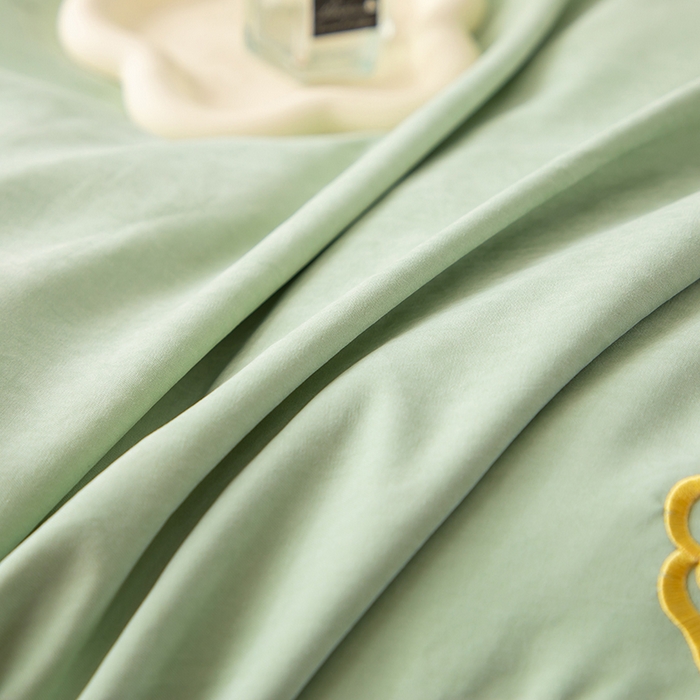 91家纺网 家纺一手货源 找家纺 优姿家纺 2024新款锦棉绣花四件套吊边床单一字绣枕套套件-雅韵 雅韵-翠绿