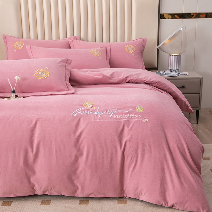 91家纺网 家纺一手货源 找家纺 优姿家纺 2024新款锦棉绣花四件套吊边床单一字绣枕套套件-雅韵 雅韵-豆沙