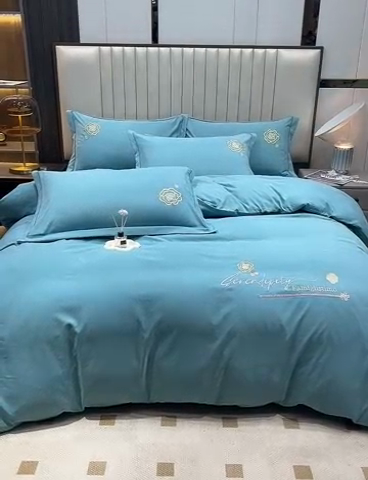 91家纺网 家纺一手货源 找家纺 优姿家纺 2024新款锦棉绣花四件套吊边床单一字绣枕套套件-雅韵 雅韵-浅绿