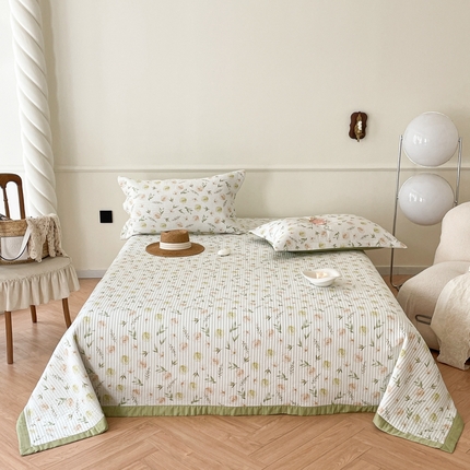 91家纺网 家纺一手货源 找家纺 上喜热卖一面印花天丝一面纯色天丝夹棉床盖三件套 晚风吟