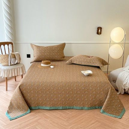 91家纺网 家纺一手货源 找家纺 上喜热卖一面印花天丝一面纯色天丝夹棉床盖三件套 静秋