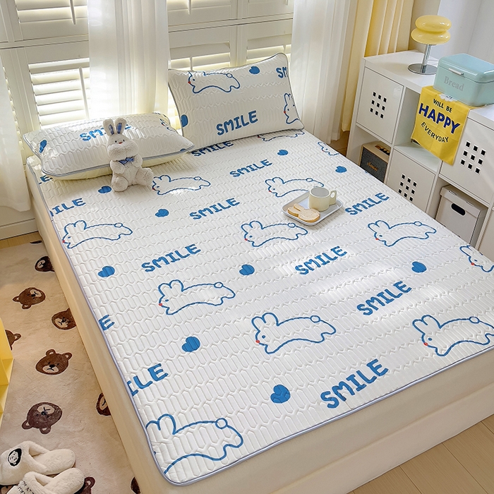 91家纺网 家纺一手货源 找家纺 木堇家居 2023新款乳胶凉席 微笑兔