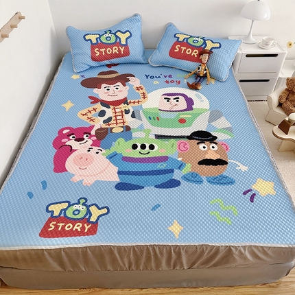 91家纺网 家纺一手货源 找家纺 美乐迪 2023新款冰感豆豆床笠款凉席三件套 玩具总动员