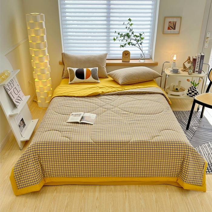 91家纺网 家纺一手货源 找家纺 三沁 2024新款春夏全棉色织水洗棉大豆夏被四件套 SM-紫黄小格