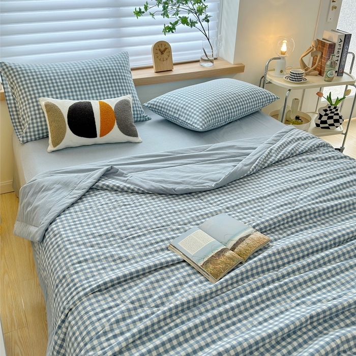 91家纺网 家纺一手货源 找家纺 三沁 2024新款春夏全棉色织水洗棉大豆夏被四件套 SM-蓝小格