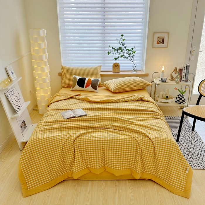 91家纺网 家纺一手货源 找家纺 三沁 2024新款春夏全棉色织水洗棉大豆夏被四件套 SM-黄小格