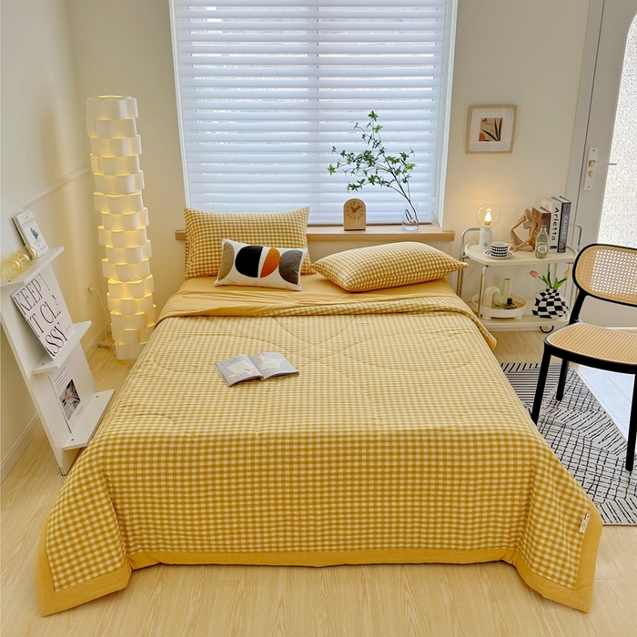 91家纺网 家纺一手货源 找家纺 三沁 2024新款春夏全棉色织水洗棉大豆夏被四件套 SM-黄小格