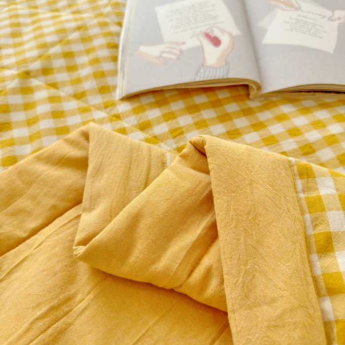 91家纺网 家纺一手货源 找家纺 三沁 2024新款春夏全棉色织水洗棉大豆夏被四件套 SM-黄小格