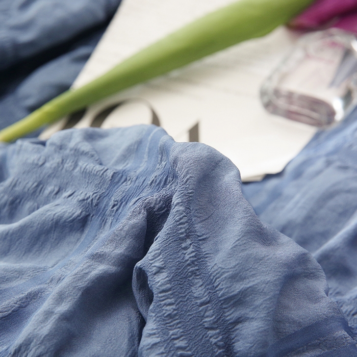 91家纺网 家纺一手货源 找家纺 仟网汇2023新款韩版方格泡泡纱夏被四件套 蔚蓝