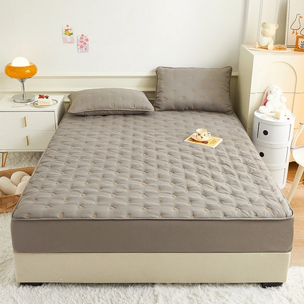 91家纺网 家纺一手货源 找家纺 （总）纤雅床笠 2024新款 艾草刺绣大豆床笠