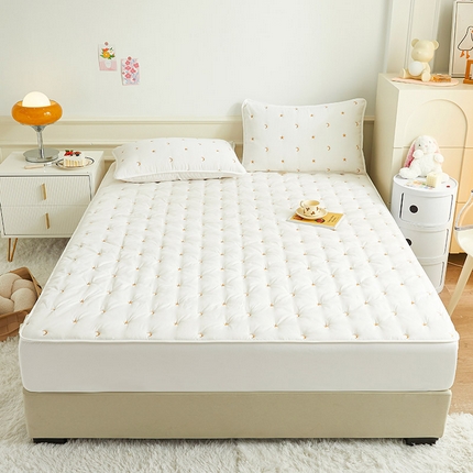 91家纺网 家纺一手货源 找家纺 （总）纤雅床笠 2024新款 艾草刺绣大豆床笠