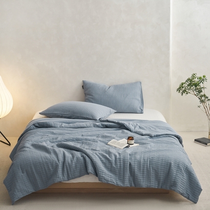 91家纺网 家纺一手货源 找家纺 （总）风向标 2023新款全棉泡泡纱夏被