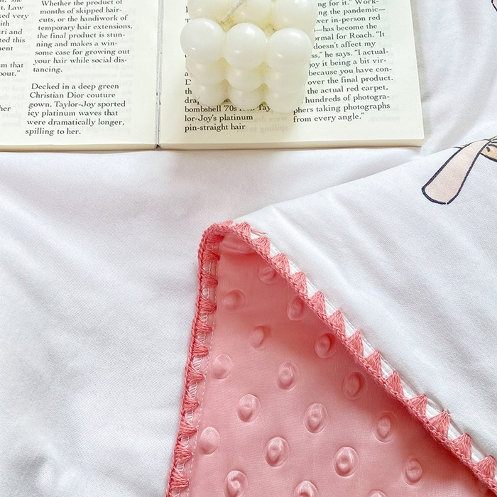 91家纺网 家纺一手货源 找家纺 花漾 2024新款A类针织棉凉感丝夏被凉席四件套自然光 梦幻蘑菇