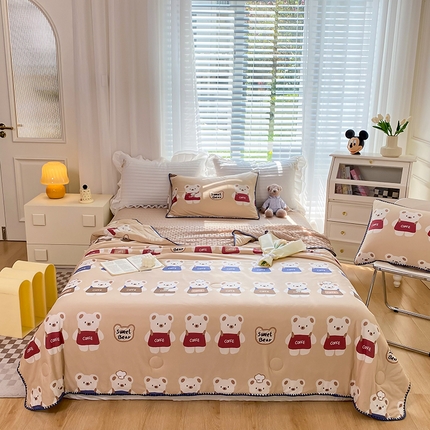 91家纺网 家纺一手货源 找家纺 花漾 2024新款A类针织棉凉感丝夏被凉席四件套自然光 小熊派对