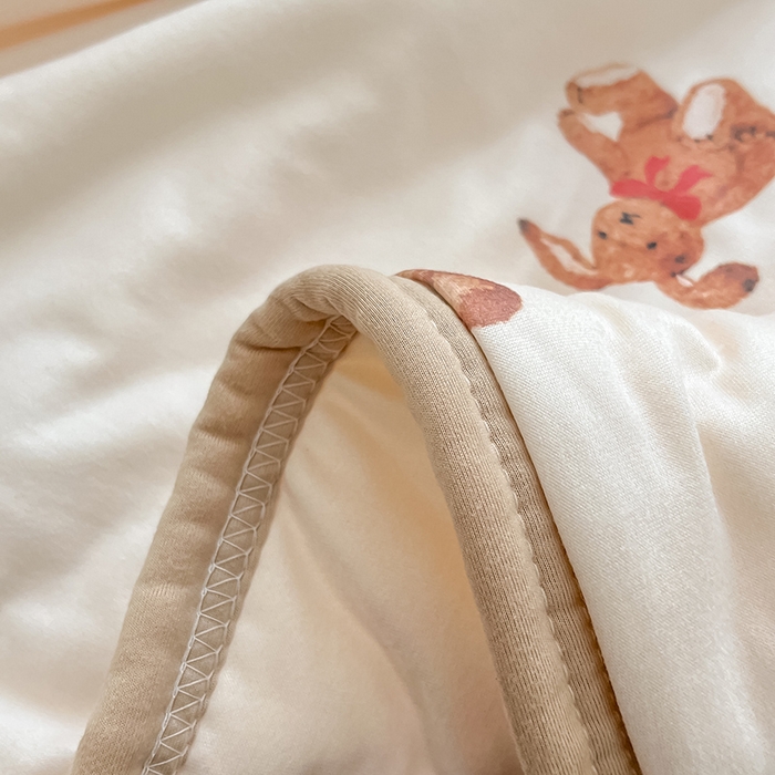 91家纺网 家纺一手货源 找家纺 （总）桃子 2023新款A类ins高品质小清新花卉卡通牛奶丝针织棉夏被