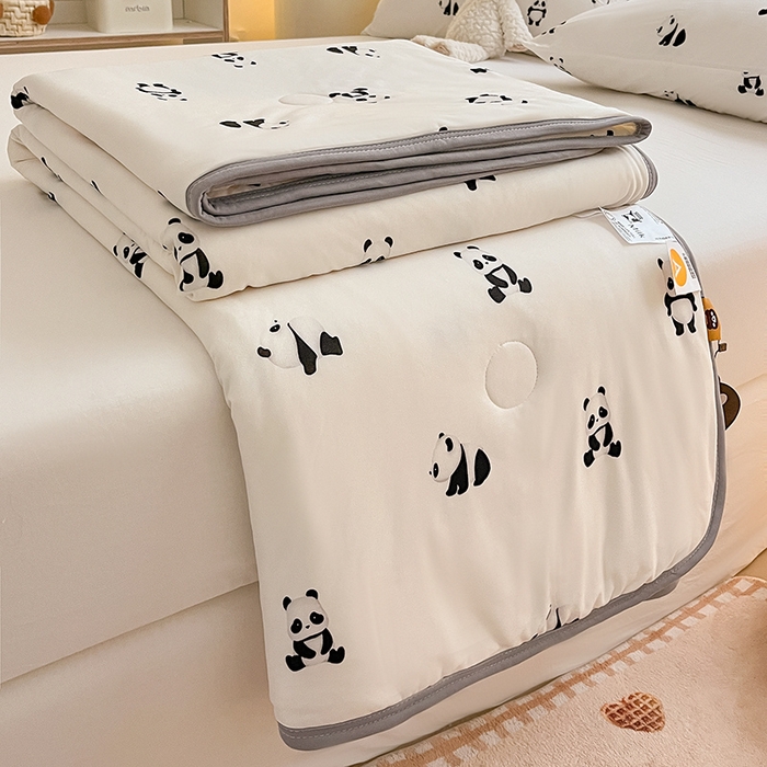 91家纺网 家纺一手货源 找家纺 桃子 2023新款A类ins高品质小清新花卉卡通牛奶丝针织棉夏被 针织棉夏被-小恐龙