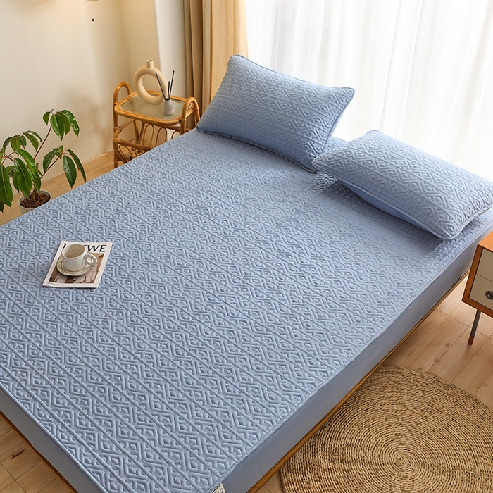 91家纺网 家纺一手货源 找家纺 雪云美 2023新款A类原棉夹棉床笠 锦绣 浅蓝