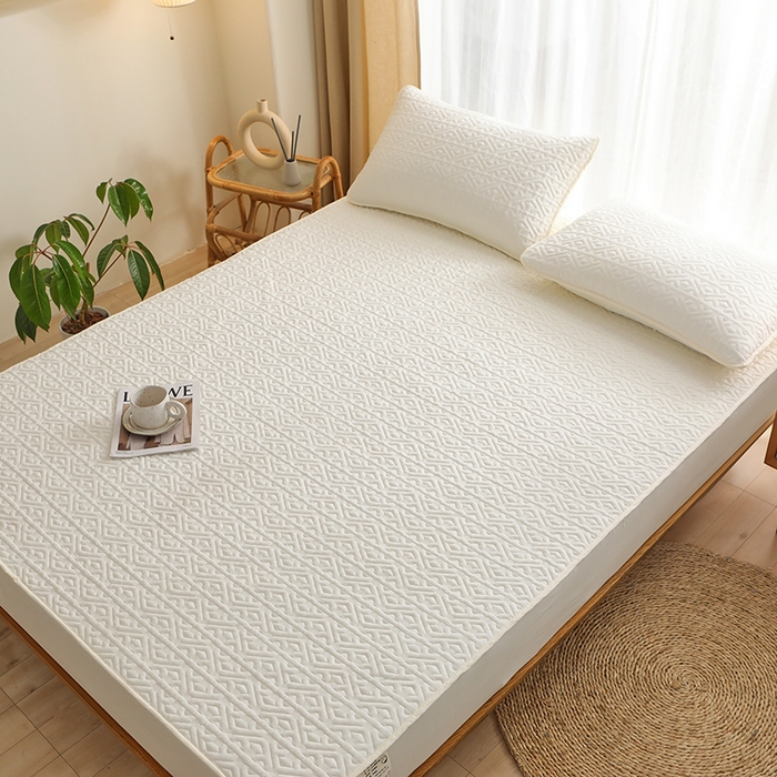 91家纺网 家纺一手货源 找家纺 雪云美 2023新款A类原棉夹棉床笠 锦绣-白色