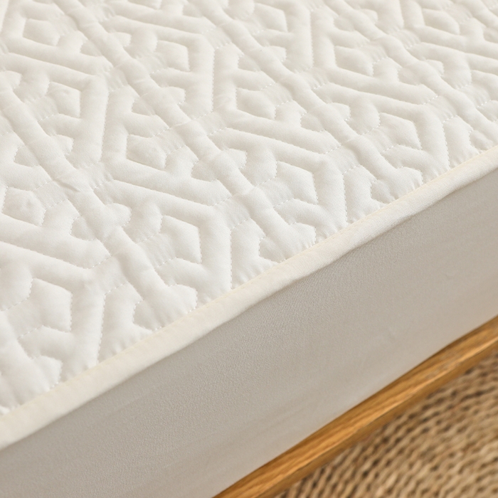 91家纺网 家纺一手货源 找家纺 雪云美 2023新款A类原棉夹棉床笠 锦绣-白色