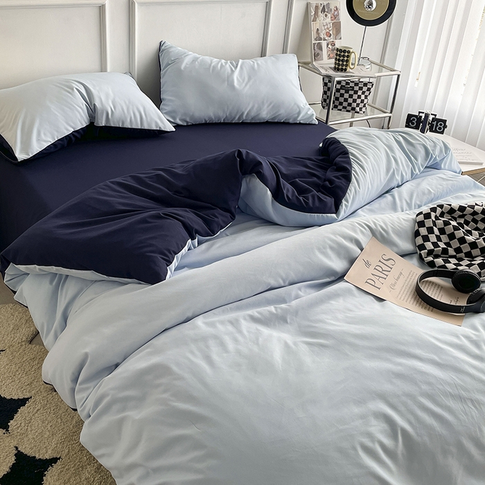 91家纺网 家纺一手货源 找家纺 贝拉梦 2023新款105g柔软磨毛亲肤棉双拼四件套简约风 海盐蓝莓冻