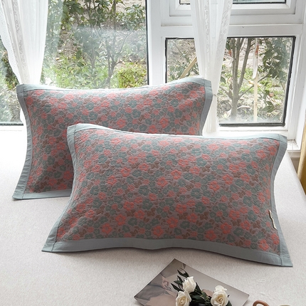 91家纺网 家纺一手货源 找家纺 总2025新款全棉三层纱枕巾细纱色织提花枕头盖巾透气吸汗轻薄款52*82/对