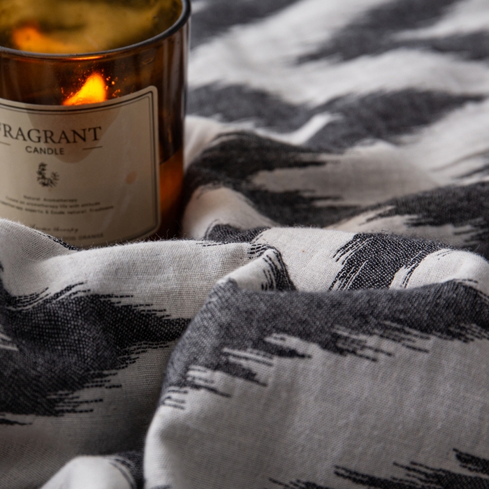 91家纺网 家纺一手货源 找家纺 安莱生活 2023新款双层纱复古大提花系列海澜夏被及夏被四件套 海澜黑