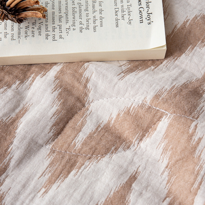 91家纺网 家纺一手货源 找家纺 安莱生活 2023新款双层纱复古大提花系列海澜夏被及夏被四件套 海澜米