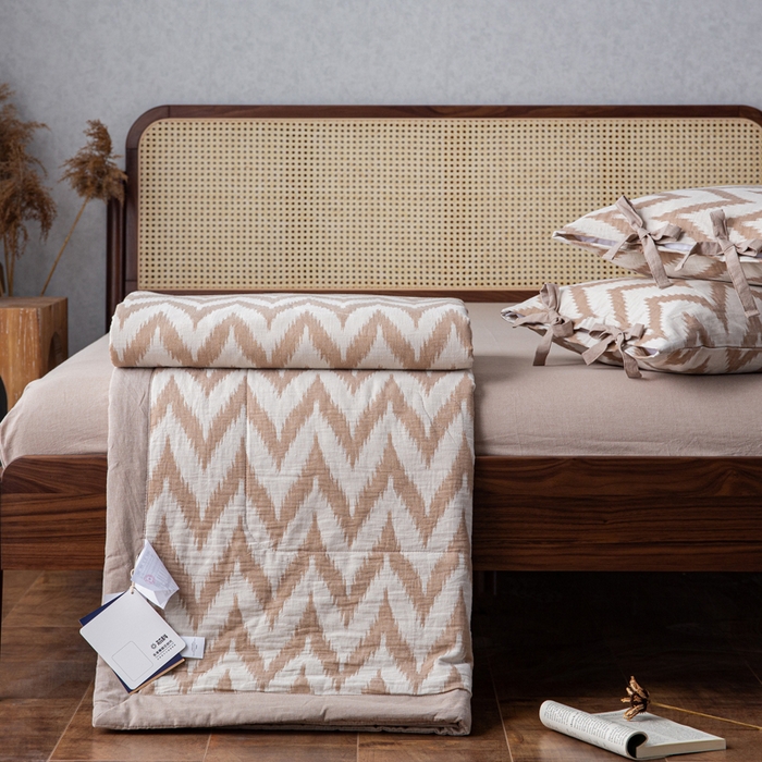 91家纺网 家纺一手货源 找家纺 安莱生活 2023新款双层纱复古大提花系列海澜夏被及夏被四件套 海澜米