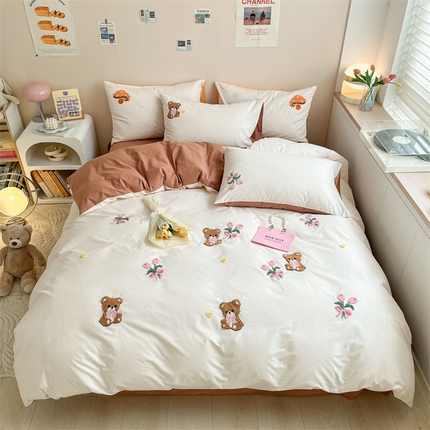 91家纺网 家纺一手货源 找家纺 798 2023新款全棉毛巾绣四件套 萌熊出没