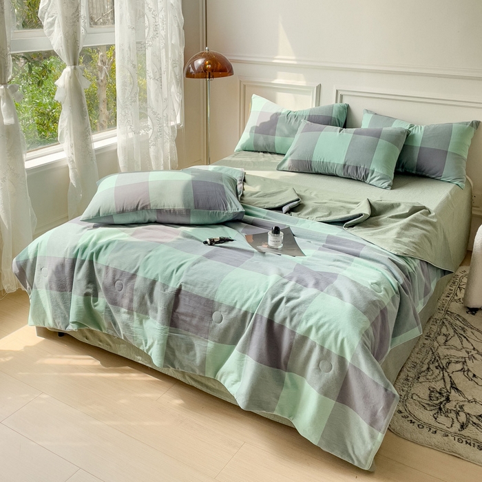 91家纺网 家纺一手货源 找家纺 久典 2023新款多功能被套（夏被）四件套 烟绿大格