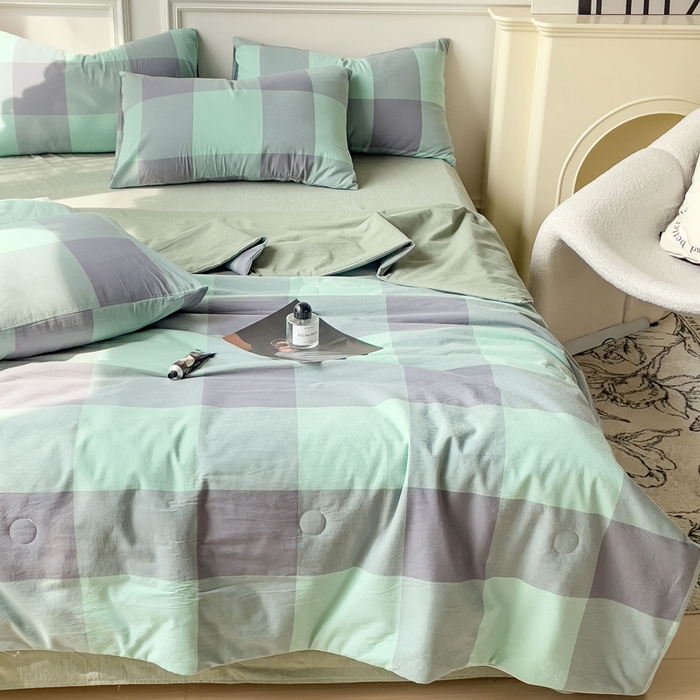 91家纺网 家纺一手货源 找家纺 久典 2023新款多功能被套（夏被）四件套 烟绿大格