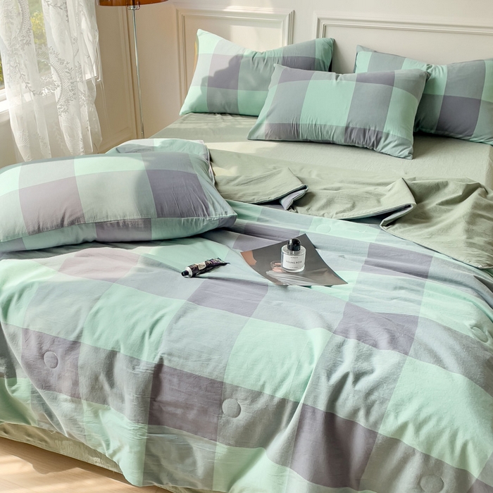 91家纺网 家纺一手货源 找家纺 久典 2023新款多功能被套（夏被）四件套 烟绿大格