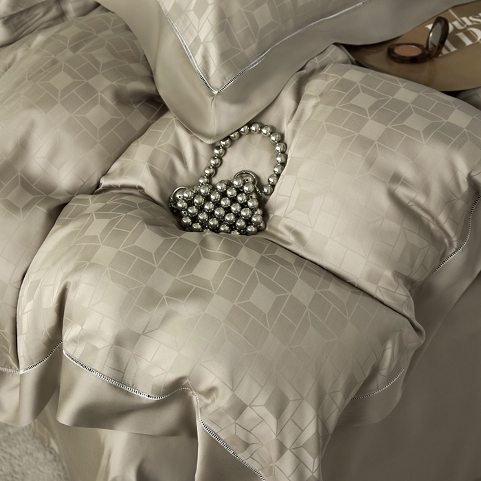 91家纺网 家纺一手货源 找家纺 安莱生活2023年新品60天丝提花镂空工艺款四件套 009续格