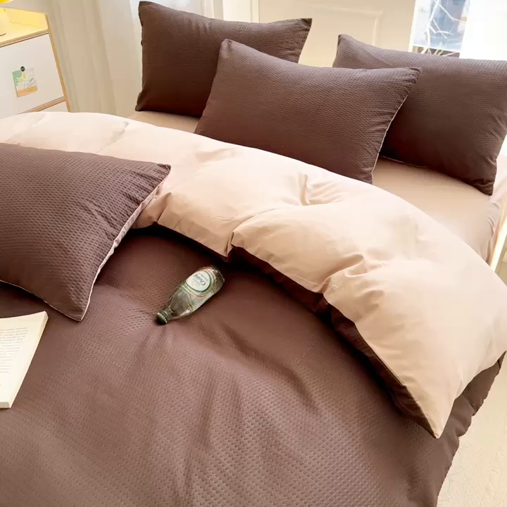 91家纺网 家纺一手货源 找家纺 米粒家纺 2023新款AB版华夫格四件套 金咖