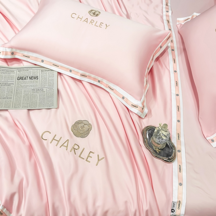 91家纺网 家纺一手货源 找家纺 慕尚家纺 2025新款香奶奶刺绣夏被 香琳儿-优雅粉