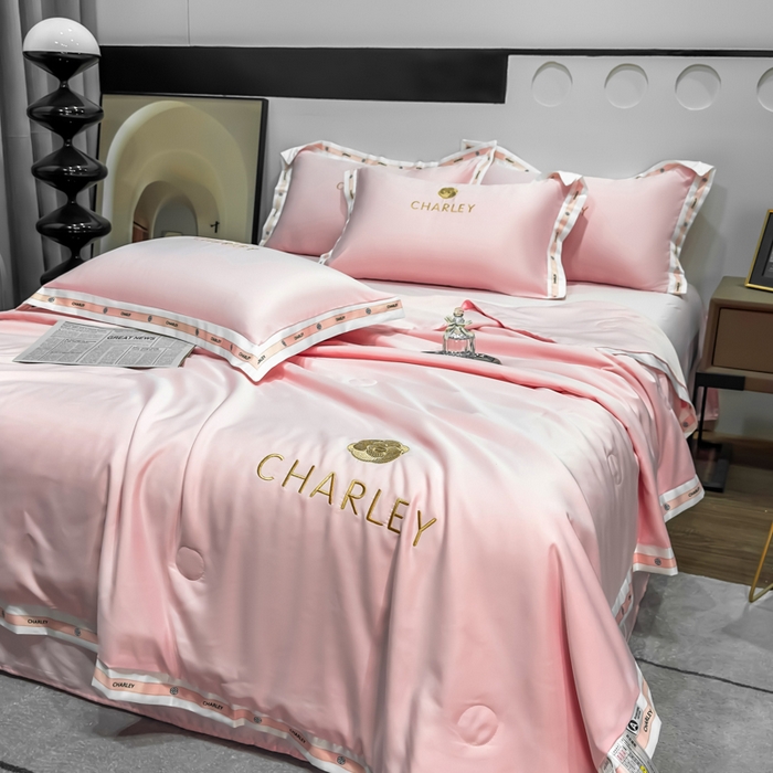 91家纺网 家纺一手货源 找家纺 慕尚家纺 2025新款香奶奶刺绣夏被 香琳儿-优雅粉