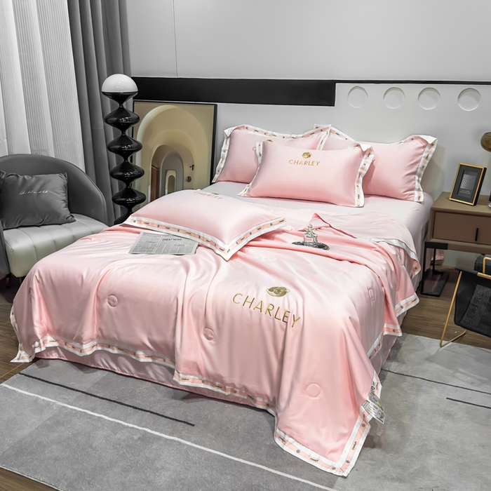 91家纺网 家纺一手货源 找家纺 慕尚家纺 2025新款香奶奶刺绣夏被 香琳儿-优雅粉