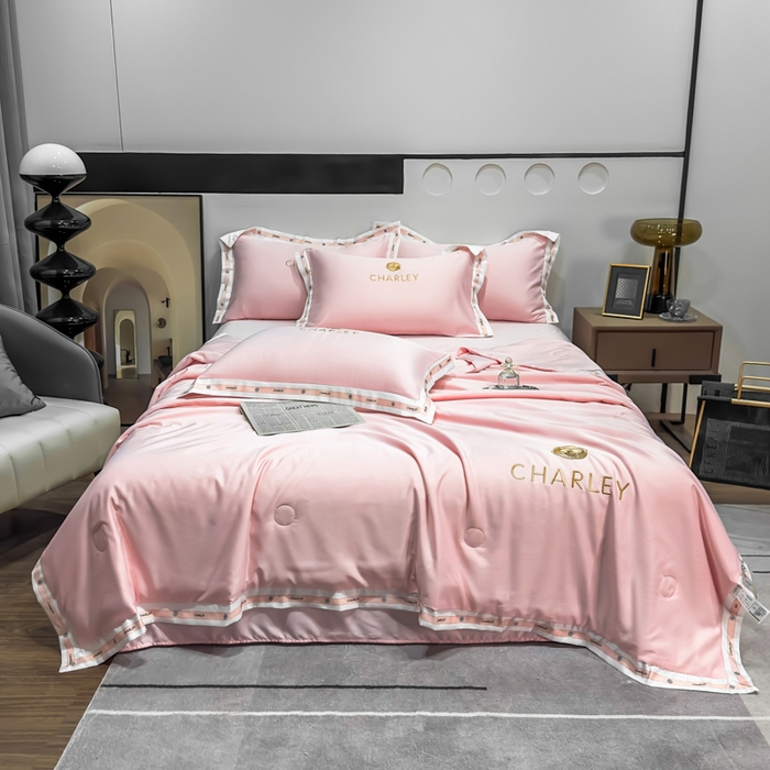 91家纺网 家纺一手货源 找家纺 慕尚家纺 2025新款香奶奶刺绣夏被 香琳儿-优雅粉