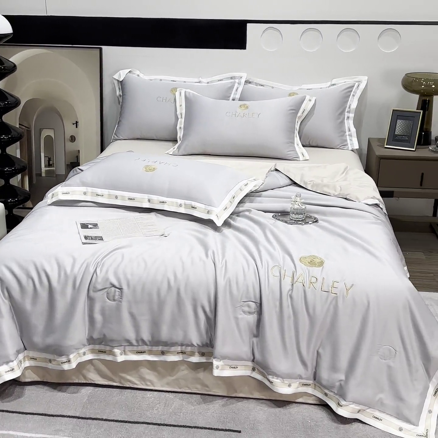 91家纺网 家纺一手货源 找家纺 慕尚家纺 2025新款香奶奶刺绣夏被 香琳儿-珊灰