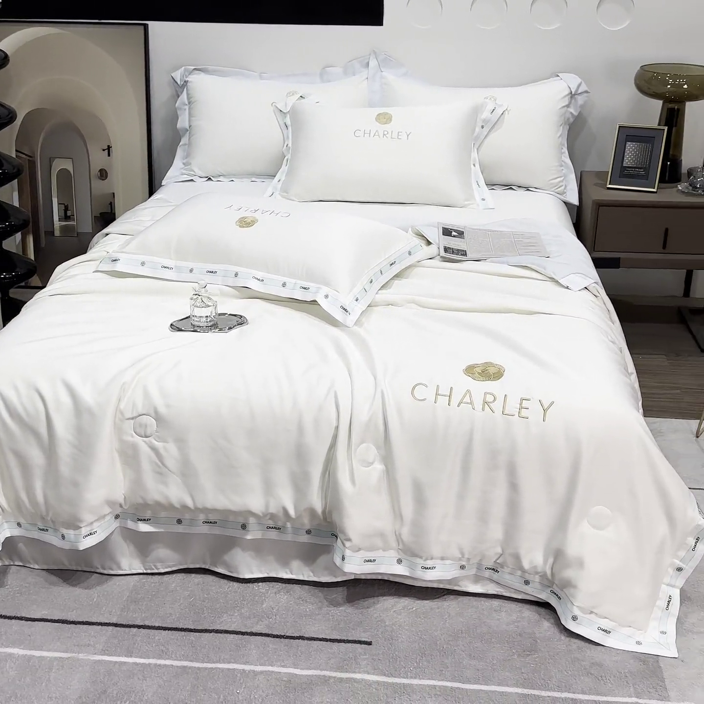 91家纺网 家纺一手货源 找家纺 慕尚家纺 2025新款香奶奶刺绣夏被 香琳儿-纯洁白