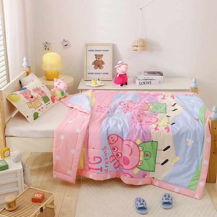 91家纺网 家纺一手货源 找家纺 鱼宝 2023新款小猪佩奇授权全棉夏被 彩虹佩奇